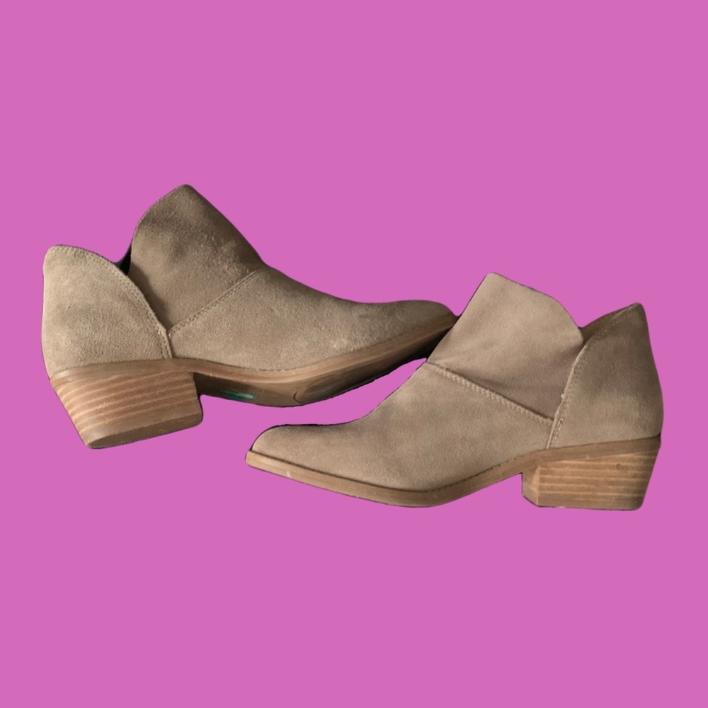 Waterproofed Lucky Brand Fahmida ankle boots